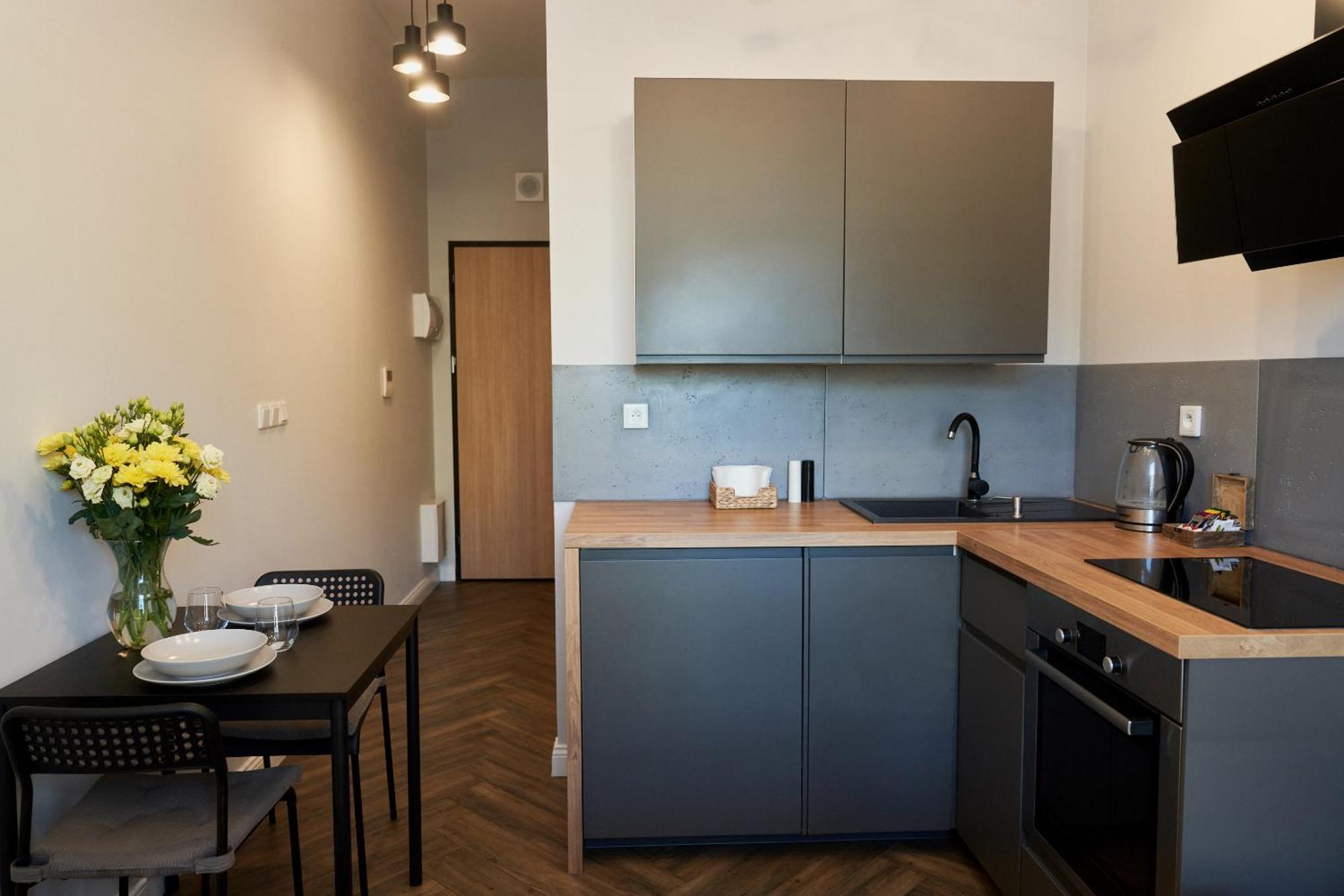 L66 Apartments Warschau Buitenkant foto